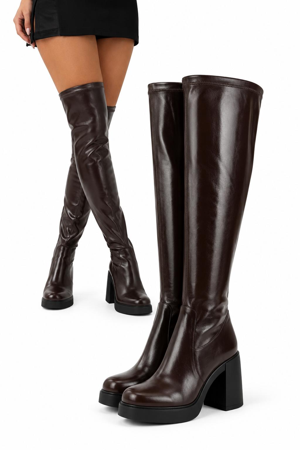 Botas altas de mujer